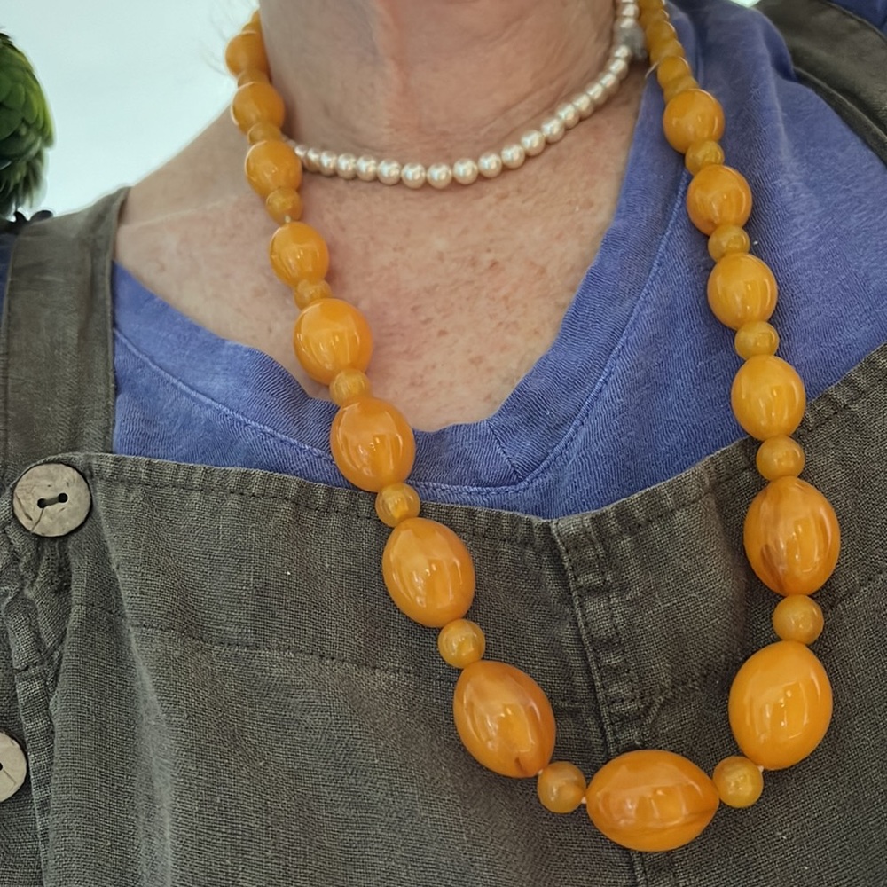 Vintage Yellow amber Egg Yolk Bakelite Necklace